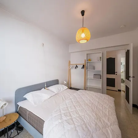 Flat In Belgium Near Seafront Views, Cleaning Included