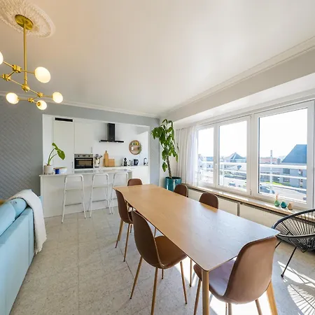 Apartment With Hinterland Views, Cleaning Included